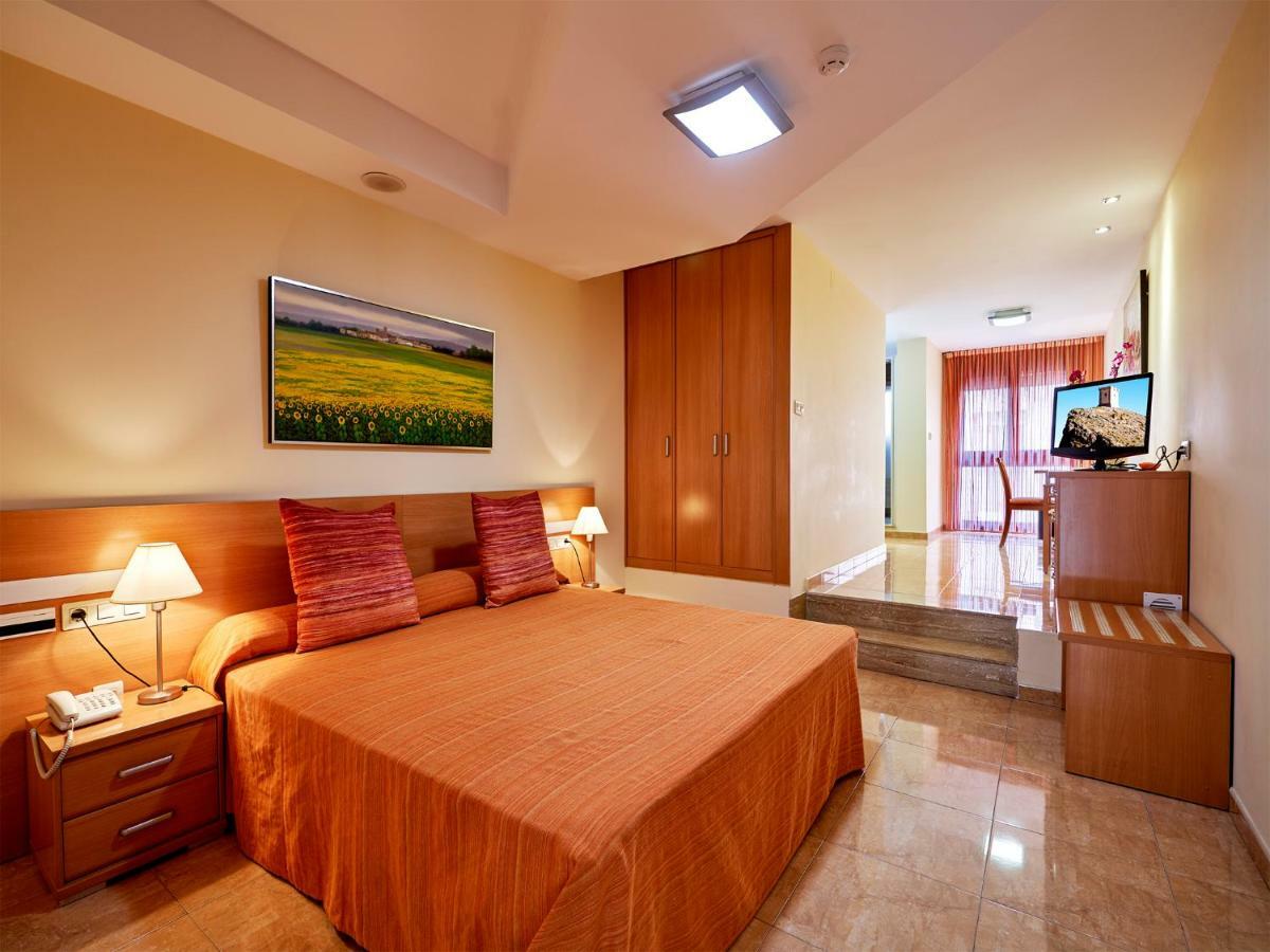 Hotel Anna Косентайна Екстер'єр фото