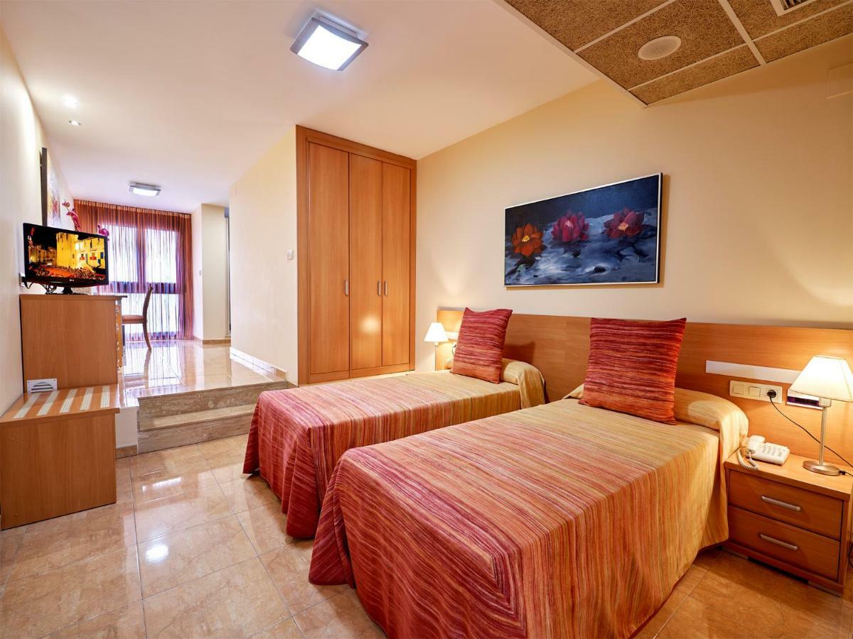 Hotel Anna Косентайна Екстер'єр фото